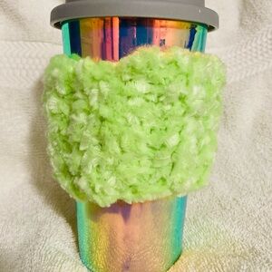 Eco-friendly Glow-in-the-Dark Chenille Lime Green Cozy